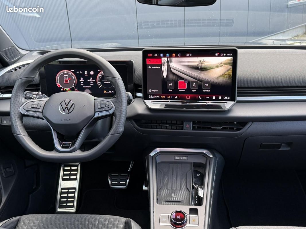 VOLKSWAGEN T-ROC 1.5 eTSI Hybrid DSG7 150 R-Line avec IQ Light et Hayon électrique (image 6)