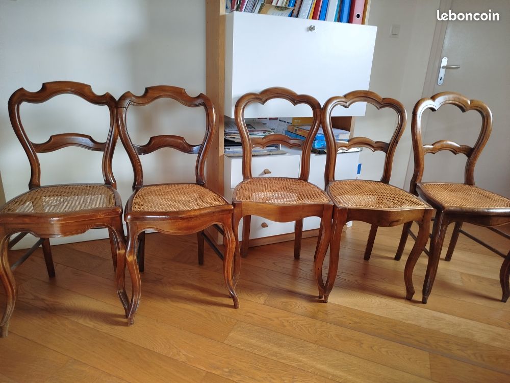 Vente chaises anciennes (image 1)