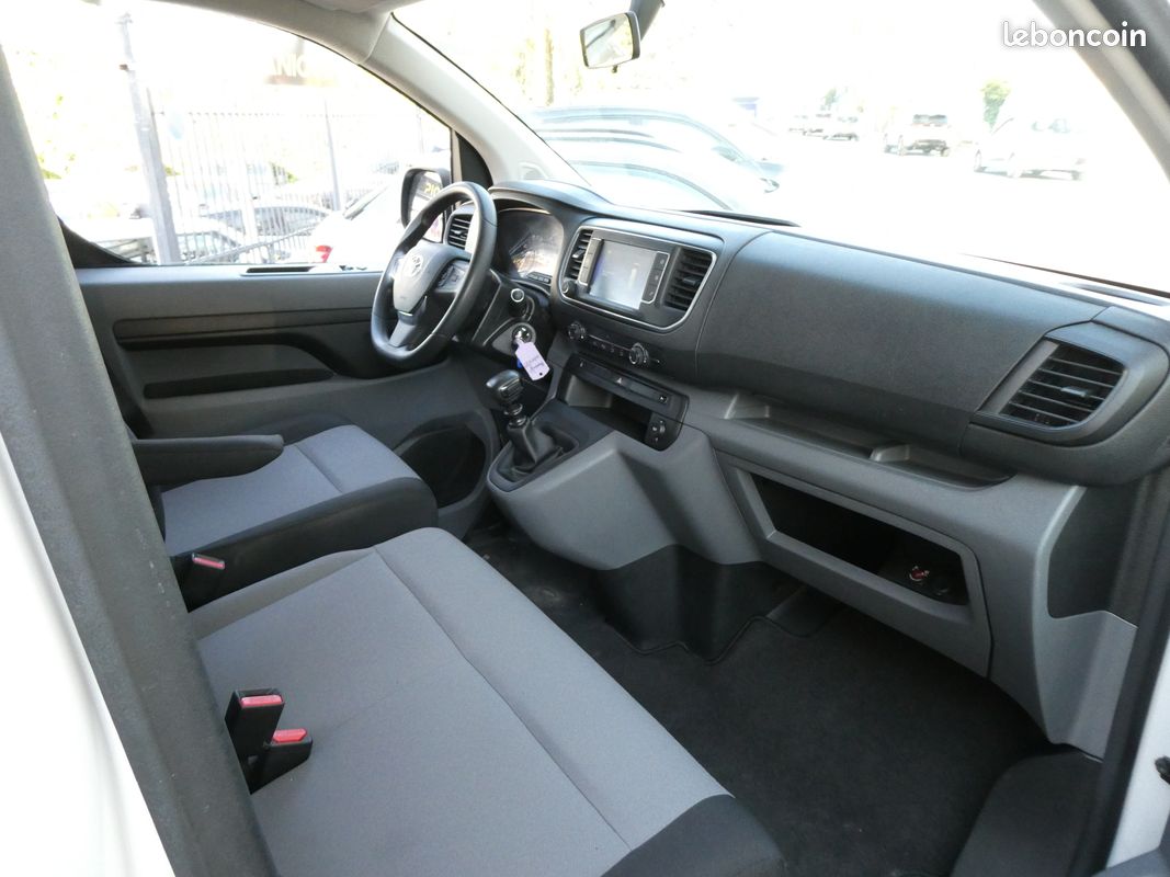 Toyota proace combi long 1,5 d-4d 16 v 120 cv dynamic 9 places gps tva recuperable 1 er main (image 3)
