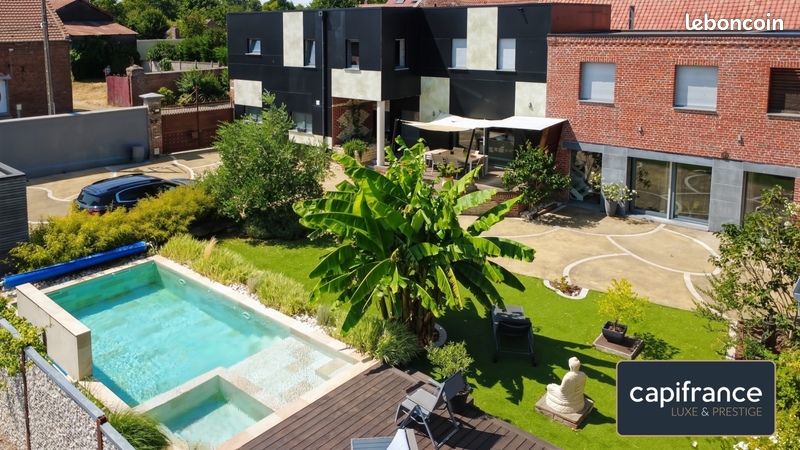 Maison 8 pièces 239 m² · à Haspres · 239 m² · 699 000 €