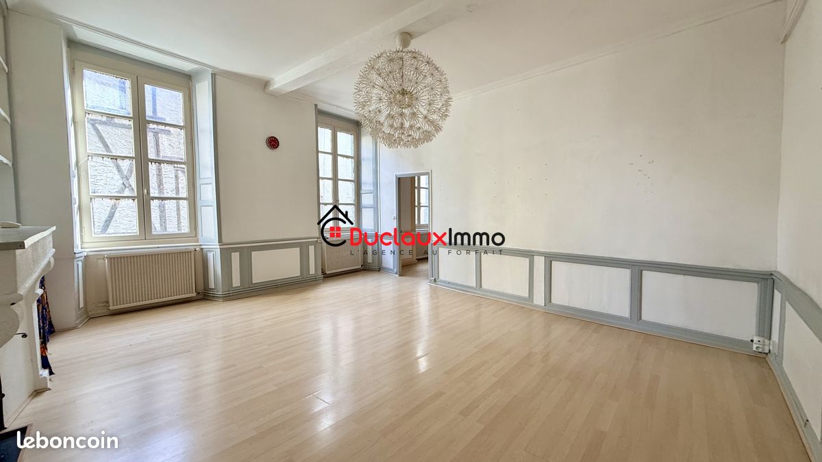 Appartement 2 pièces 55 m² · à Aurillac · 55 m² · 64 990 €