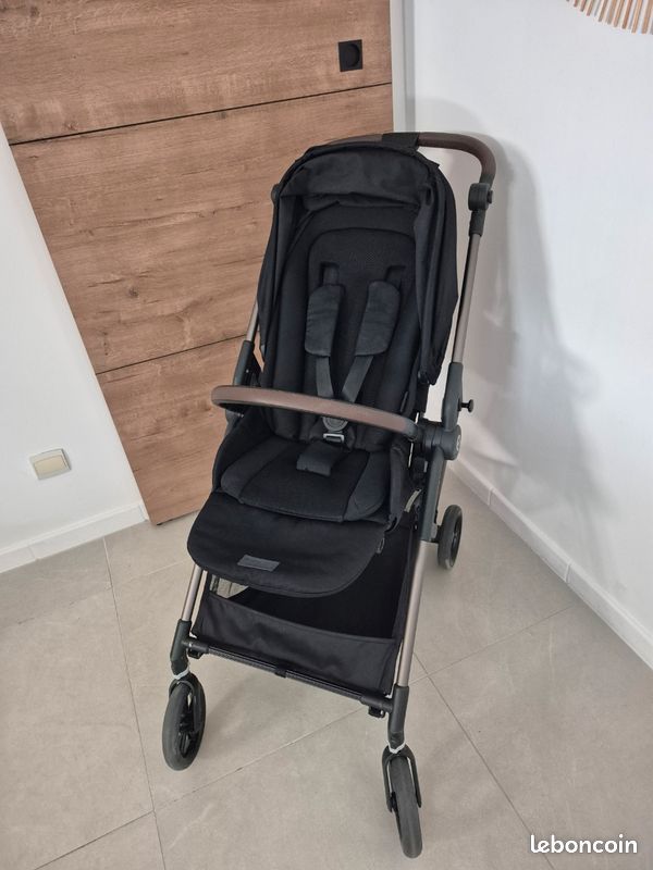 Poussette Cybex Melio 4 magic black (image 1)