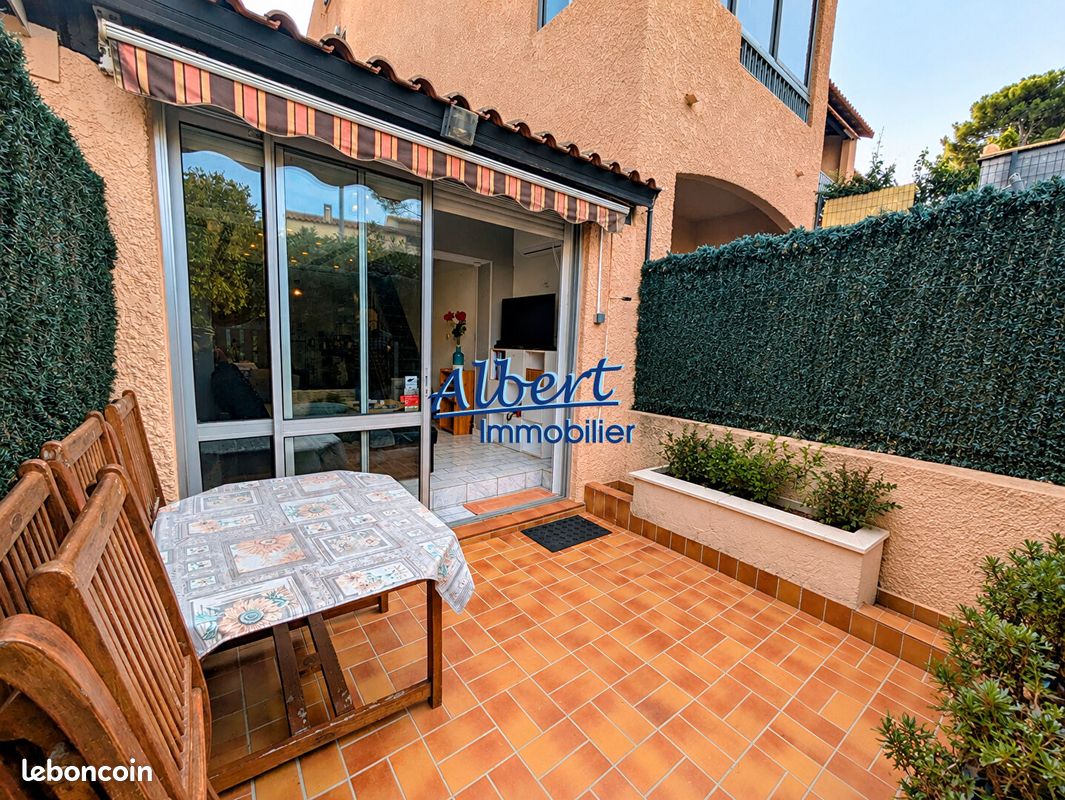Appartement 1 pièce 25 m² · à Sanary-sur-Mer · 25 m² · 800 €/mois