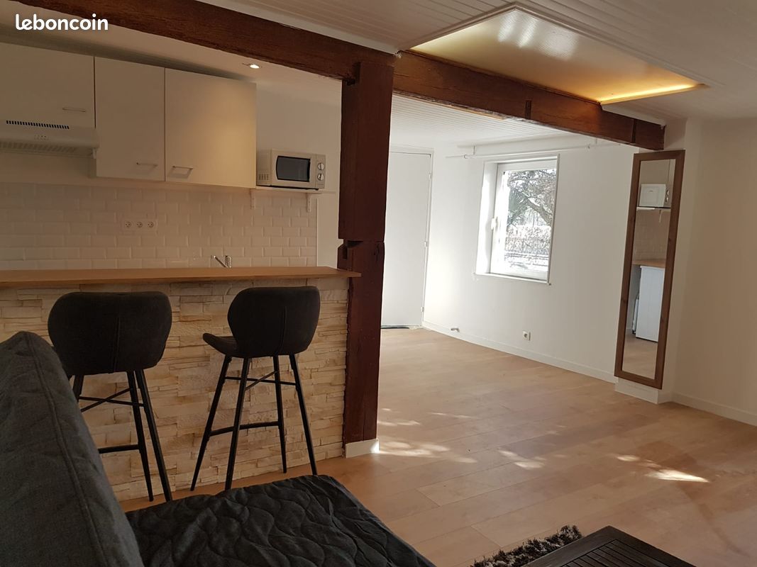 Appartement 1 pièce(s) 25 m²à louer Athis-mons