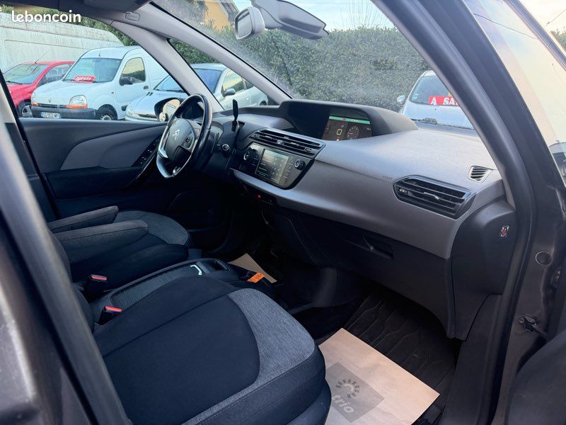 CITROËN C4 Picasso II S&S 130 cv Boîte auto / CAMÉRA / GPS / GARANTIE 12MOIS (image 5)