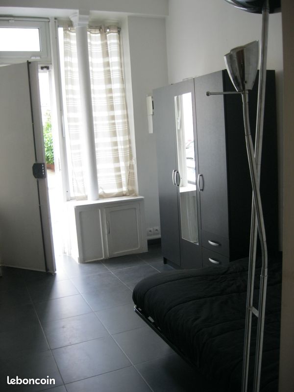 Appartement 1 pièce 18 m² · à Paris · 17,5 m² · 885 €/mois