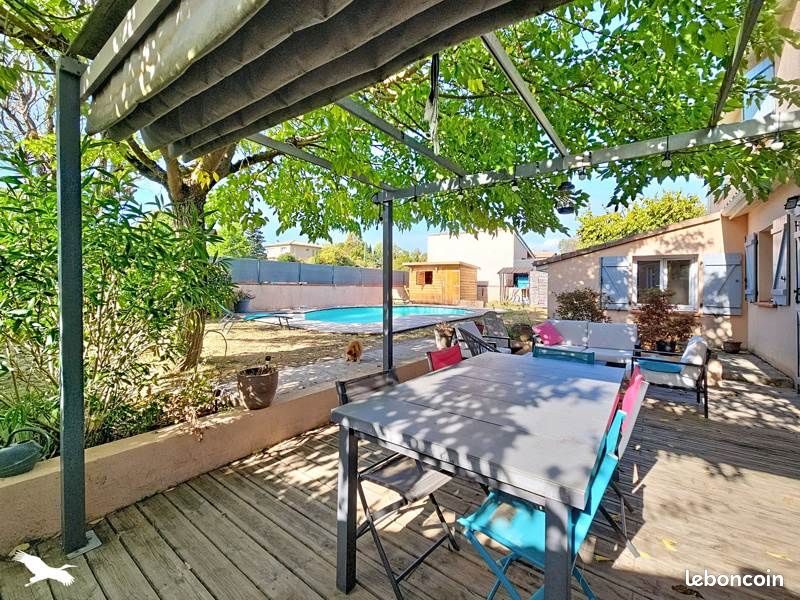 Maison 8 pièces 180 m² · à Saint-Jean · 180 m² · 504 000 €