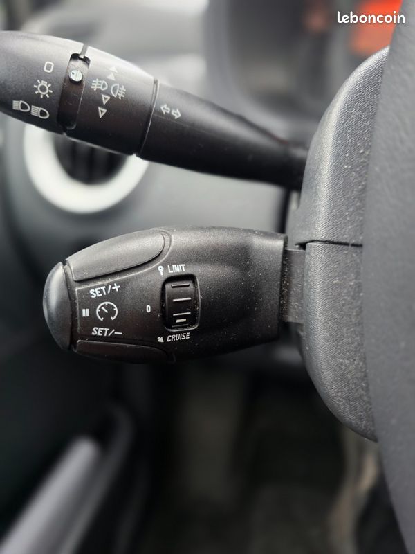 Citroën C3 1.6 EXCLUSIVE 108CV BOITE AUTO (image 15)