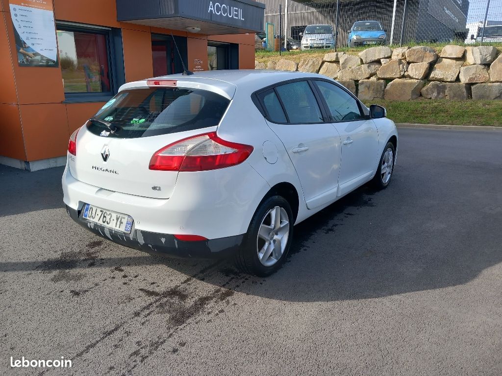 Renault Mégane III 1.5 dCi 110 FAP Energy eco2 Business (image 3)