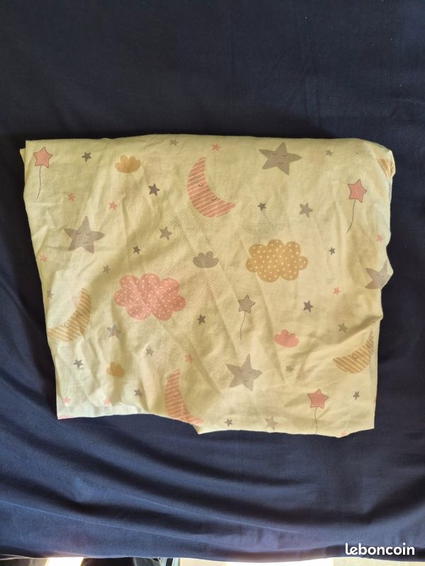 Drap-housse de lit coloré rose motif étoile + housse d'oreiller blanc (image 3)
