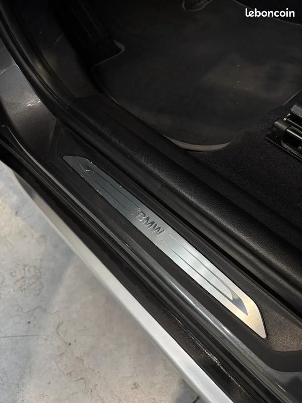 BMW X1 xLine / 2.0 150 Boîte auto - CarPlay - Sièges elec chauffants - Full Led - Caméra (image 32)