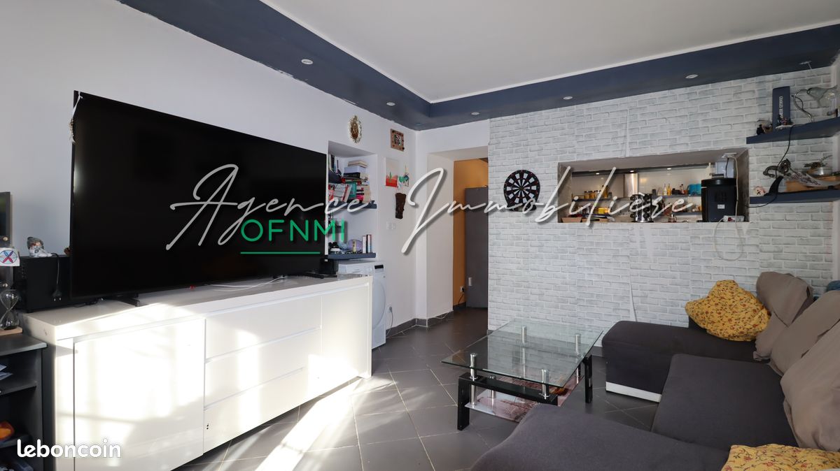 Maison 3 pièces 91 m² · à Sury-le-Comtal · 91 m² · 109 000 €