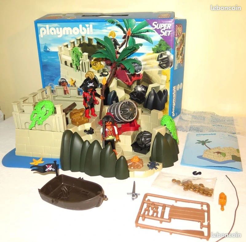 Playmobil - 5138 - Jeu de construction - Ile déserte et naufragé