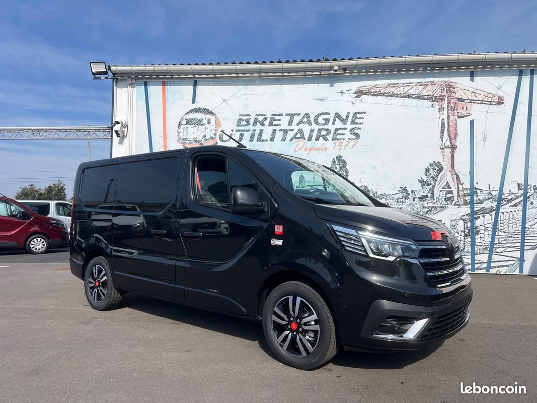 34950 ht Trafic L1H1 3T 170 cv BVA9 Exclusive + 5000e d'options (image 1)
