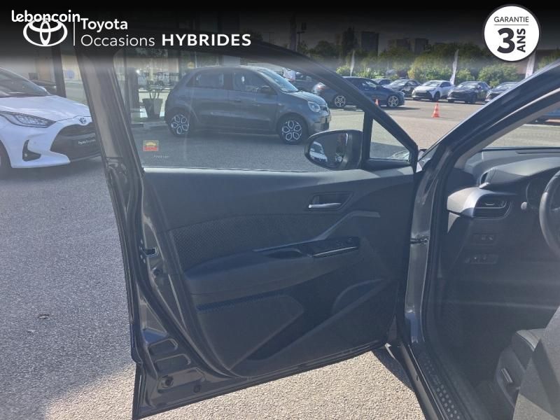 Toyota C-HR 184h Collection 2WD E-CVT MY22 (image 22)