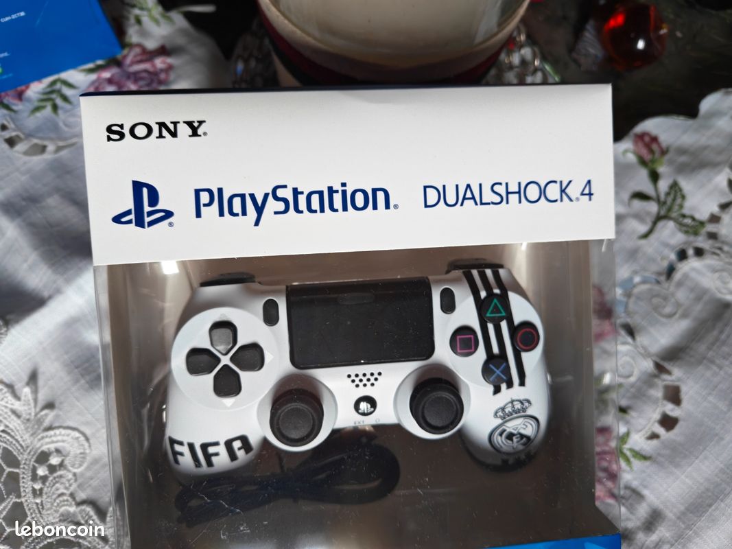 Manette PlayStation PS4 Dualshok 4 (image 2)