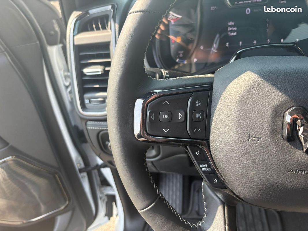 Dodge ram 1500 crew limited night edition rambox 2025 (image 19)