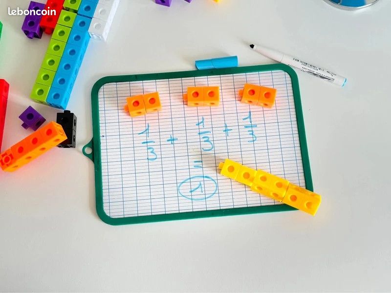 100 Cubes à Emboîter – 10 Couleurs – Maths Montessori Dès 3 Ans – Addition, Soustraction, Formes – Cadeau éducatif