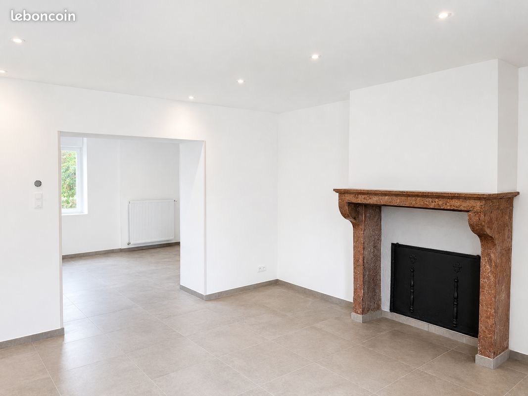 Appartement 3 pièces 105 m² · à Flammerans · 105 m² · 850 €
