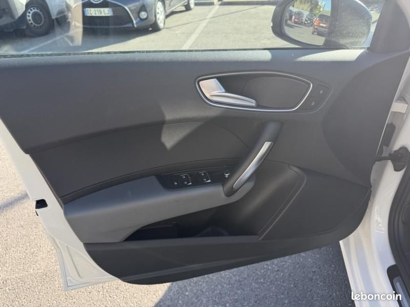 Audi A1 Sportback 1.4 TFSI 125ch Ambition S tronic 7 (image 8)