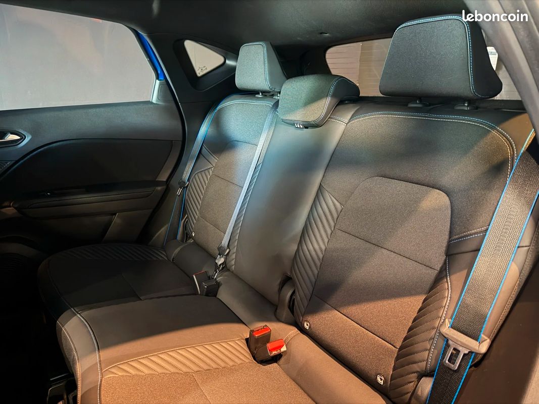 Renault CAPTUR (image 11)
