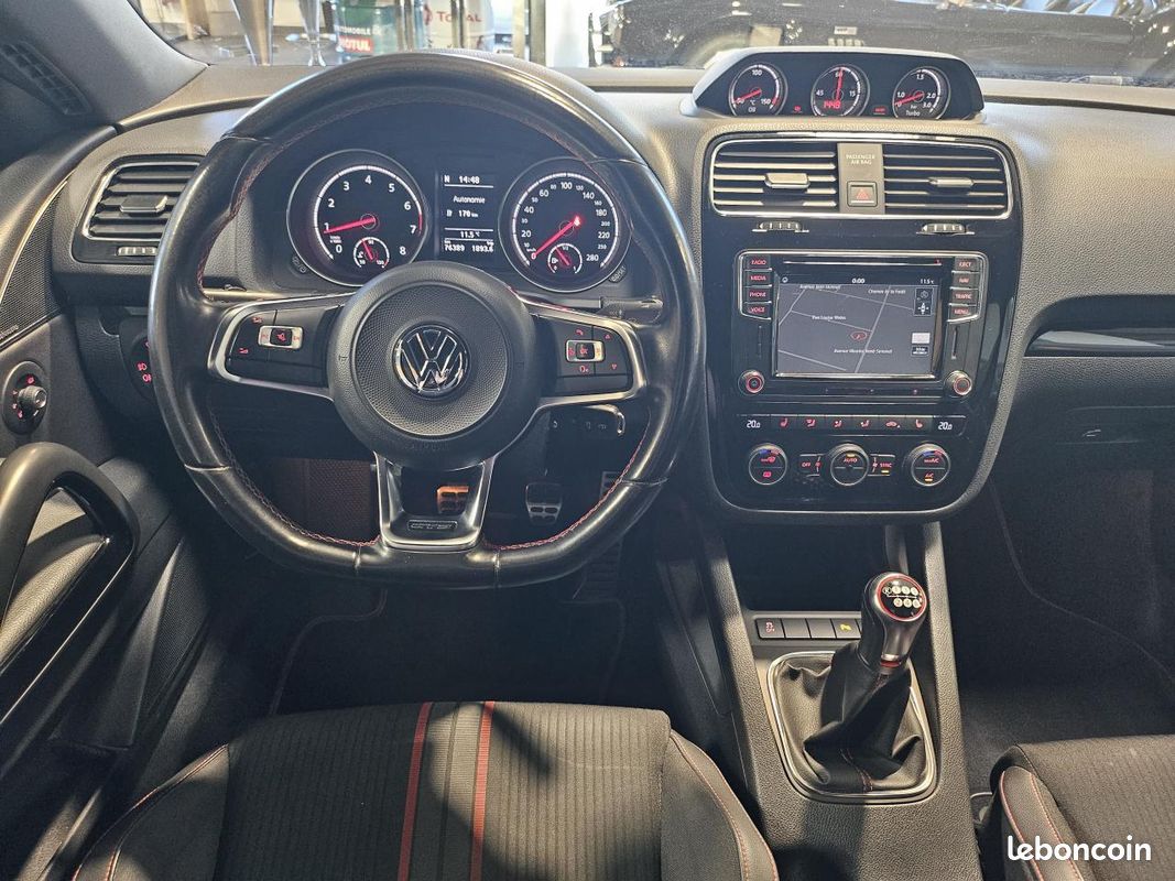 Volkswagen scirocco 2.0 tsi 220 gts (image 4)