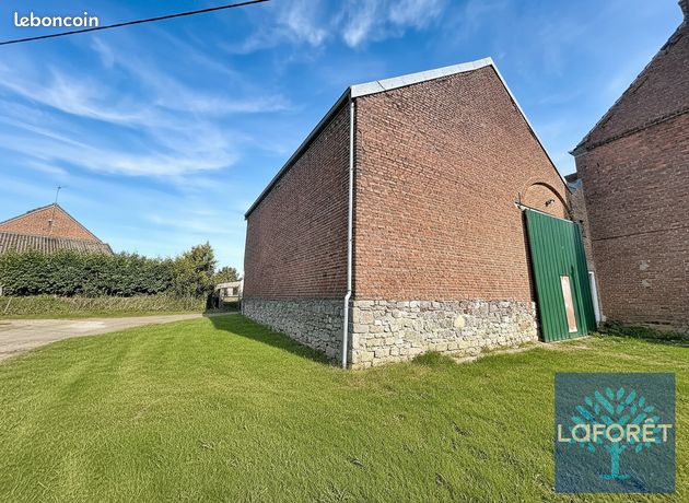 Grange 1 pièce 150 m²
