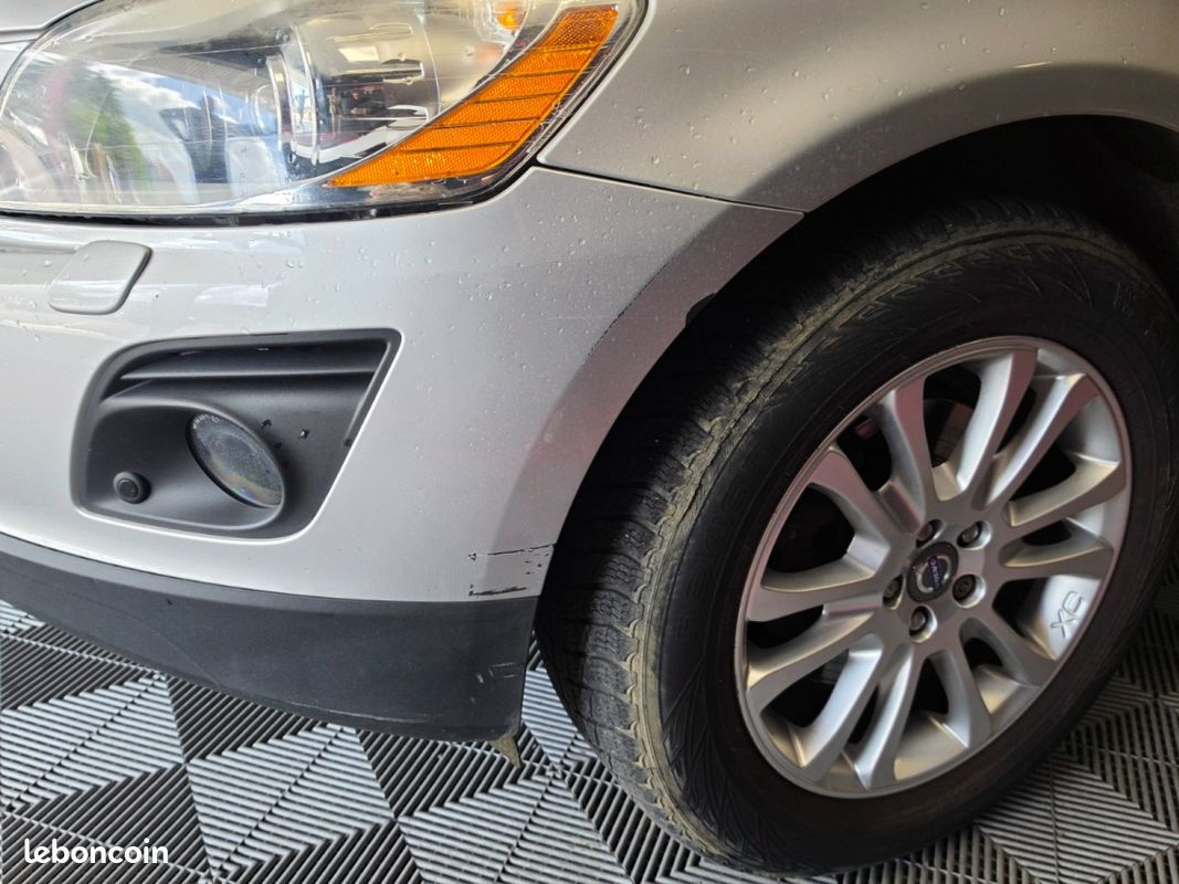 VOLVO XC60 D5 AWD Summum Geartronic A (image 27)