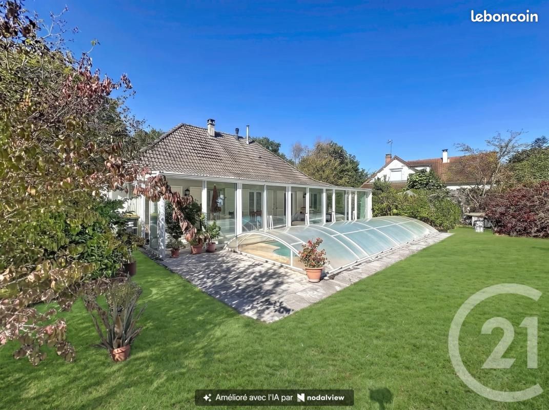 Maison 5 pièces 103 m² · à Sennely · 103 m² · 203 300 €