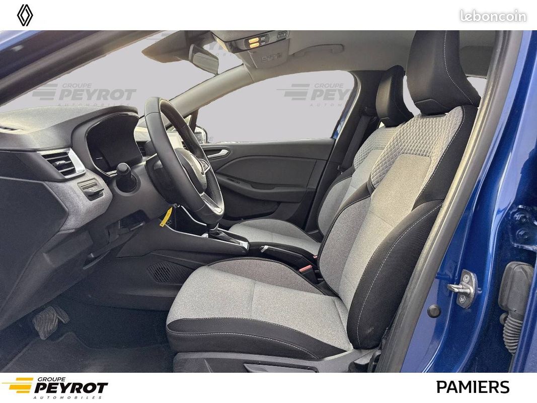 RENAULT Clio E-Tech full hybrid 145 Evolution (image 11)