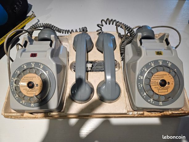 VINTAGE - Téléphone à touche SOCOTEL S63 - Transparent - Collection
