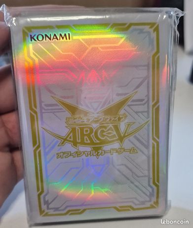 Arc V White - Card Sleeves YuGiOh - Collection Arc V White - Card Sleeves YuGiOh - Collection