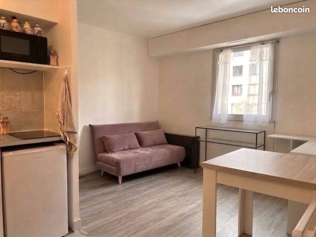 Appartement 1 pièce 18 m² · à Chaville · 18 m² · 720 €/mois