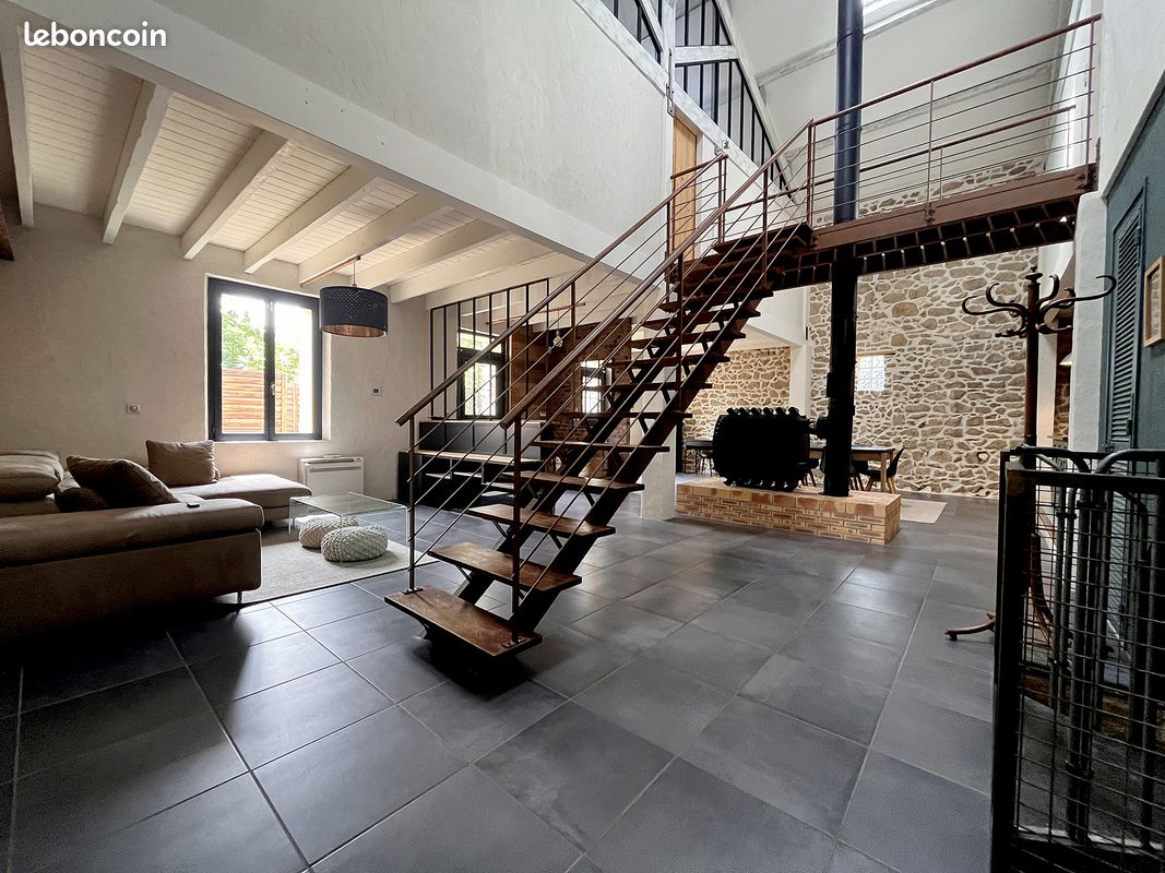 Maison 6 pièces 207 m² · à Beaumes-de-Venise · 207 m² · 359 000 €