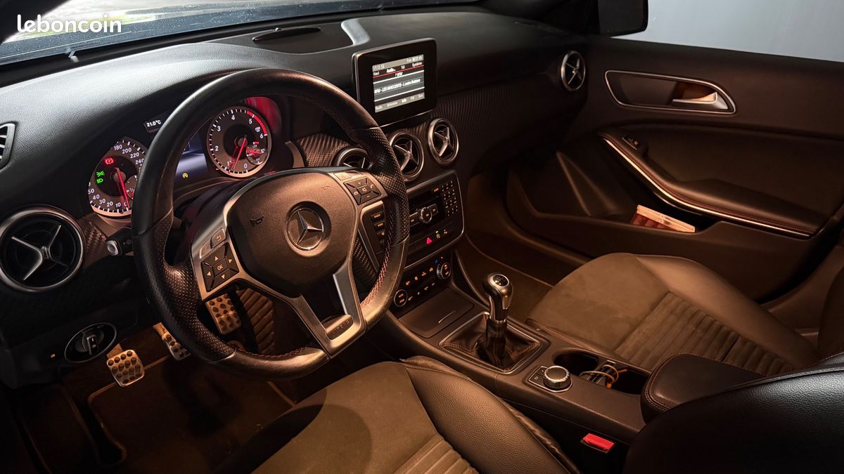 MERCEDES-BENZ CLASSE A 200 CDI 135 AMG LINE FASCINATION - TOIT PANORAMIQUE OUVRANT - CAMÉRA DE RECUl (image 5)