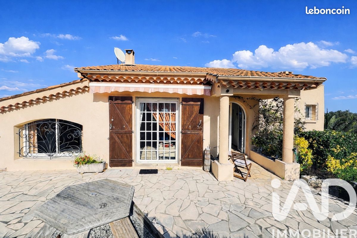 Maison 3 pièces 104 m² · à Fréjus · 104 m² · 679 000 €