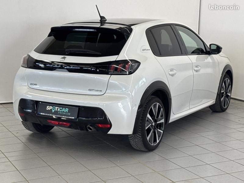 Peugeot 208 1.2 PureTech 100ch S&S GT Line (image 5)