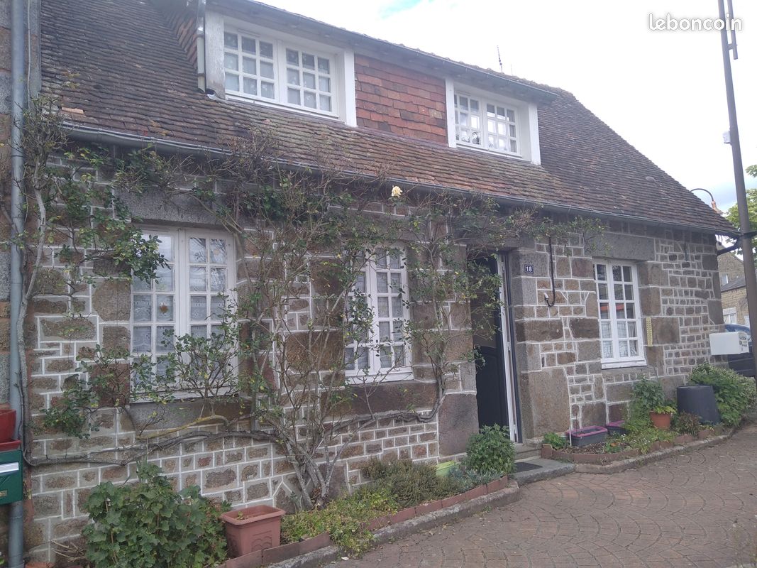 Maison 5 pièces 70 m² · à Les Monts d'Andaine · 70 m² · 55 000 €
