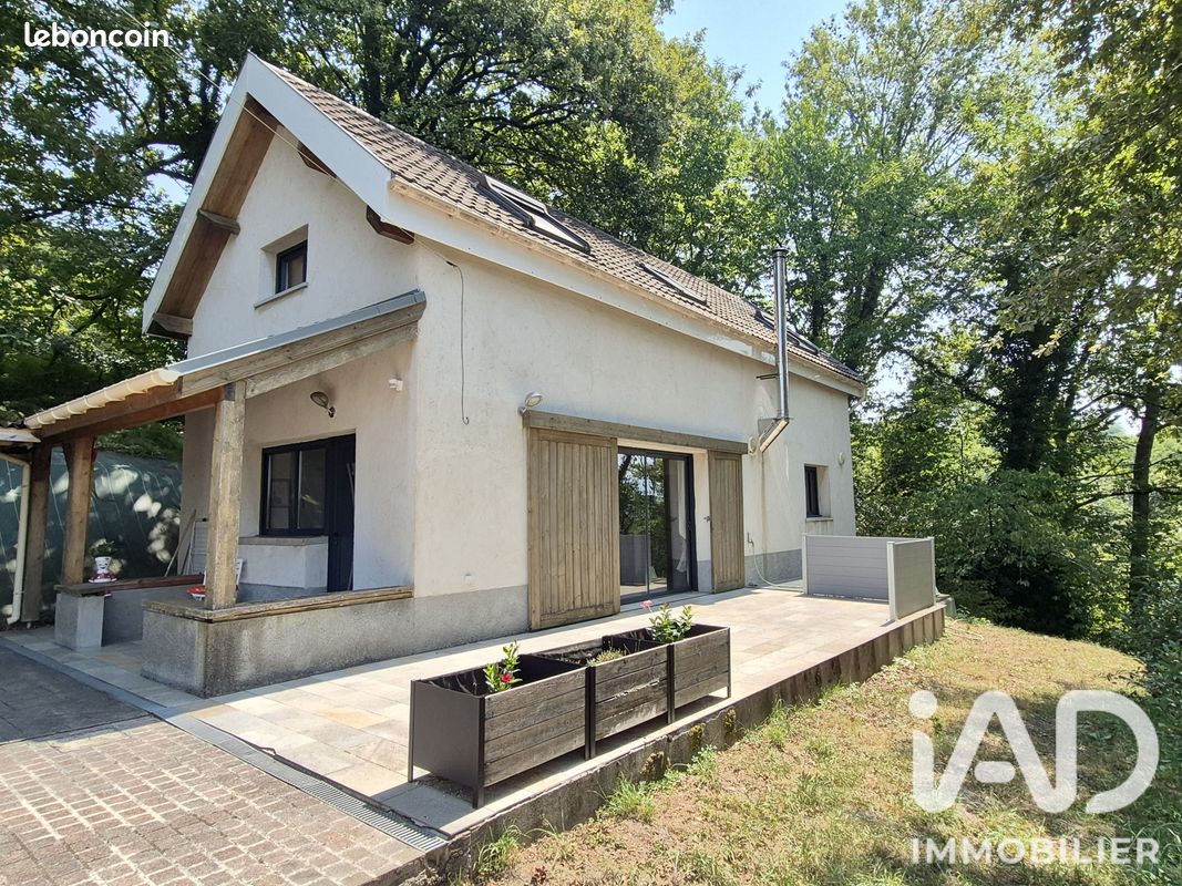 Maison 4 pièces 100 m² · à Gelos · 100 m² · 295 000 €