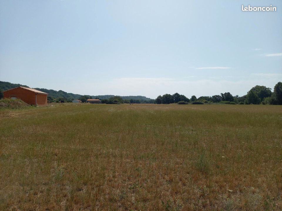 Terrain 829 m² Saint Lieux Les Lavaur · à Saint-Lieux-lès-Lavaur · 98 000 €