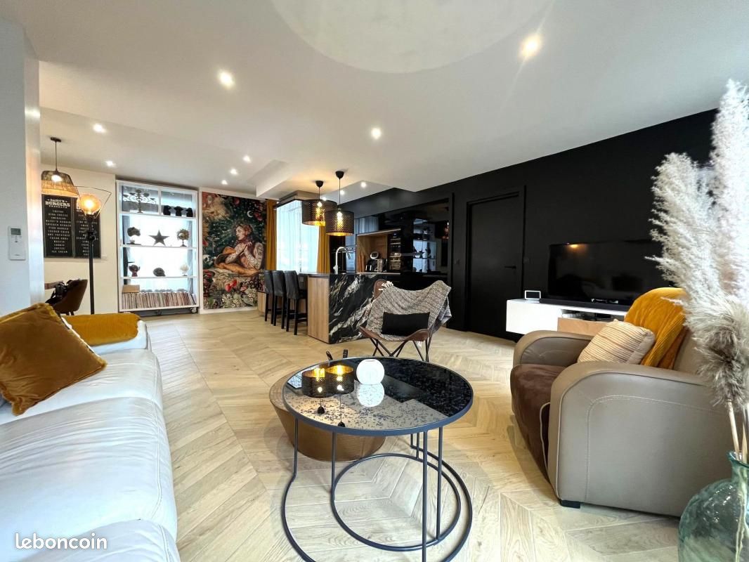 Maison de ville 6 pièces 208 m² - Dax 40100 (image principale 2)