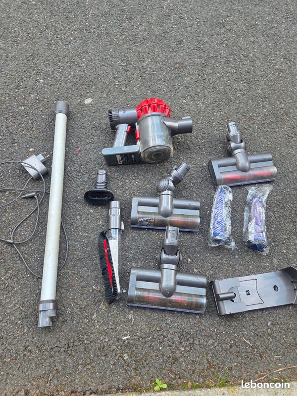 Aspirateur dyson v5 (image 1)