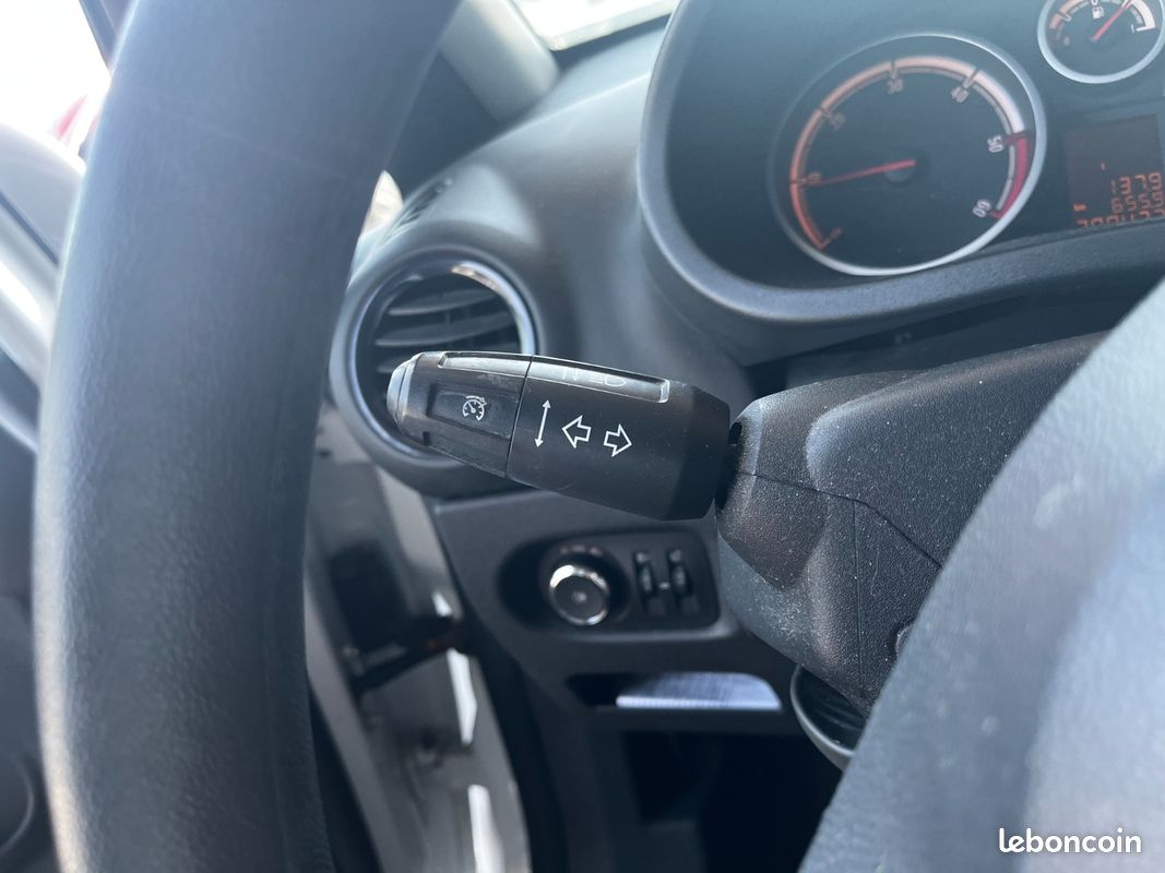 OPEL CORSA 1.3 CDTI - 75 CV FAP Edition + 2 ÈME MAIN + CLIM (image 17)