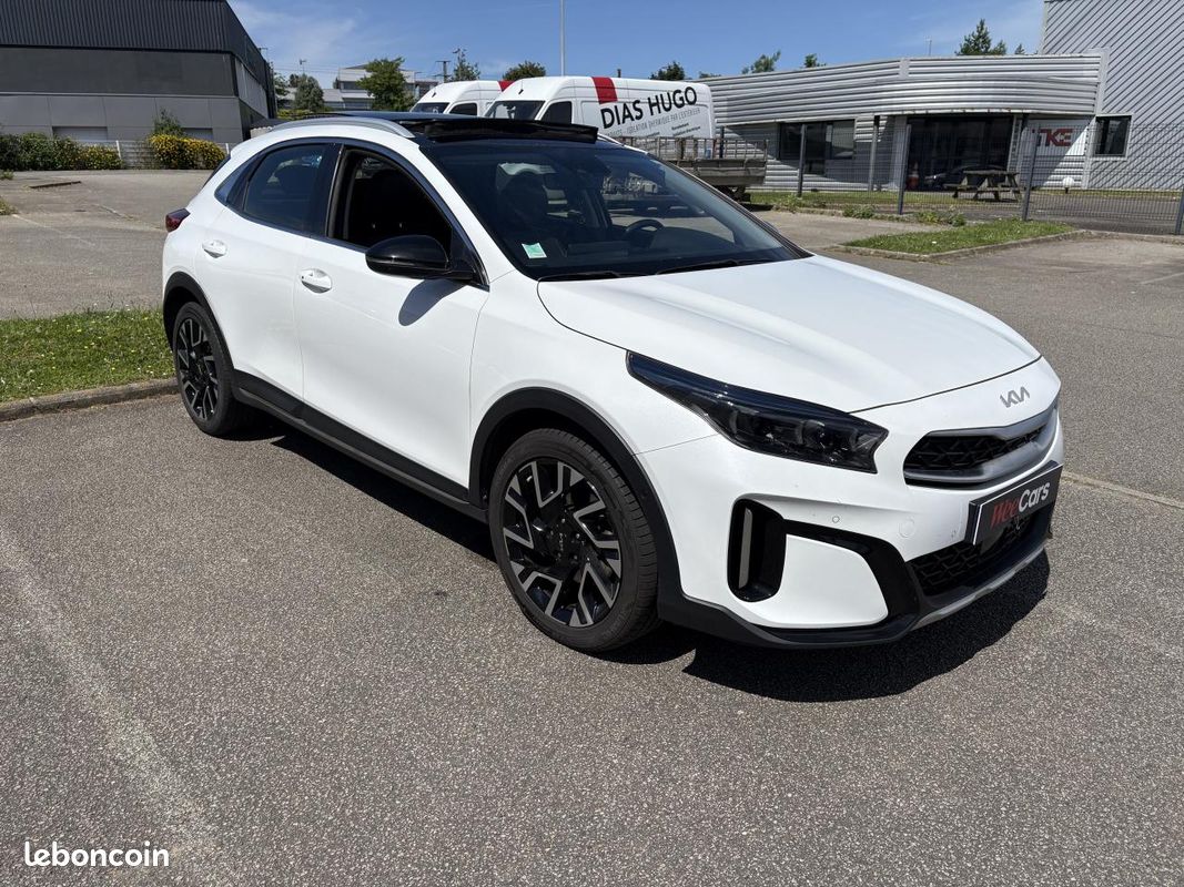 KIA CEED 1.6 GDI 141H 105 HYBRID PHEV 8.9KWH LOUNGE DCT BVA ( garanti constructeur ) (image 3)