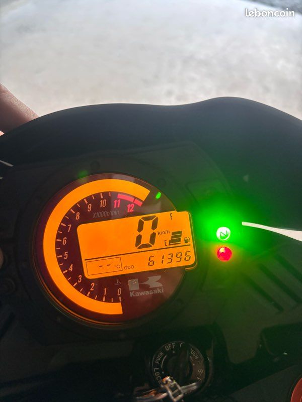 Z1000 (image 3)