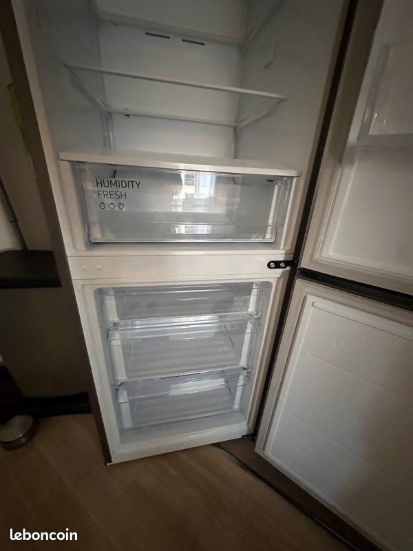 Réfrigérateur congélateur Samsung No Frost 365 L – excellent état (image 4)