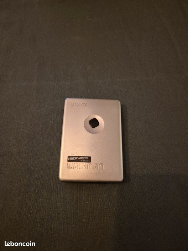 Lecteur de cassettes vintage Sony WM-EX505 Walkman