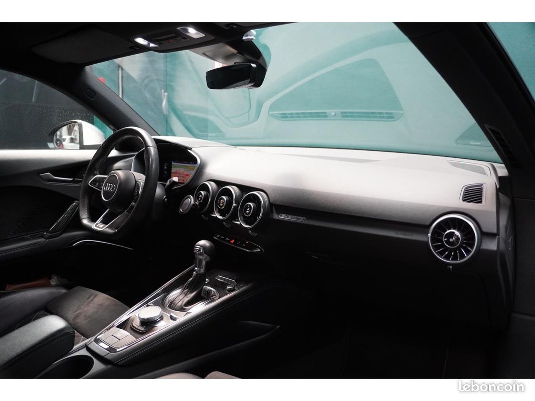 AUDI TT Quattro 45 TFSI 2.0 245cv S-tronic S-Line - Pack carbon (image 9)