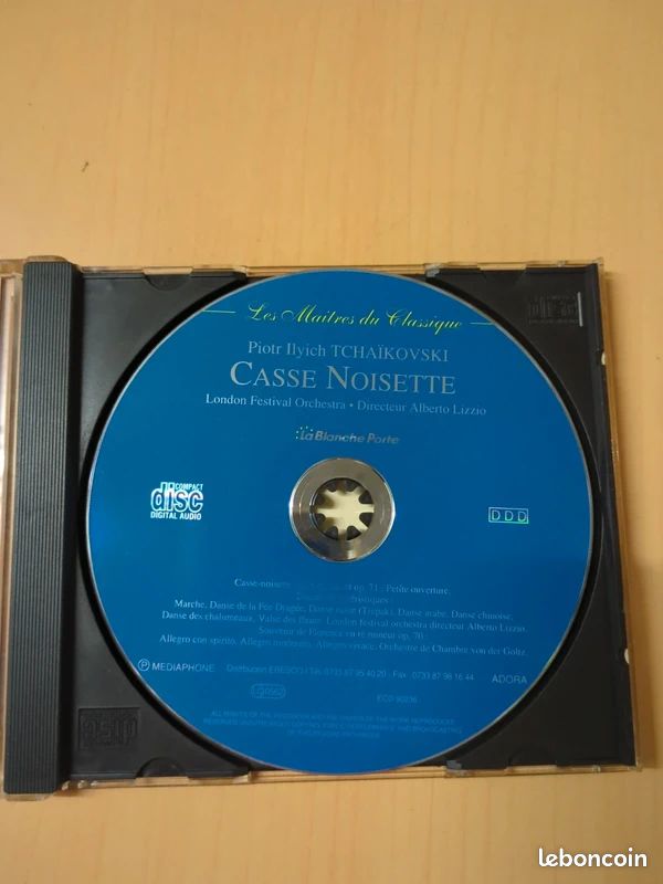 CD "Casse-Noisette" - Tchaïkovski - London Festival Orchestra / Alberto Lizzio (image 4)
