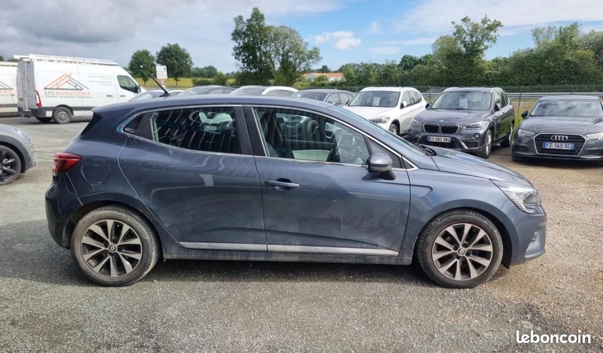 Renault Clio / Garantie 12 mois (image 7)
